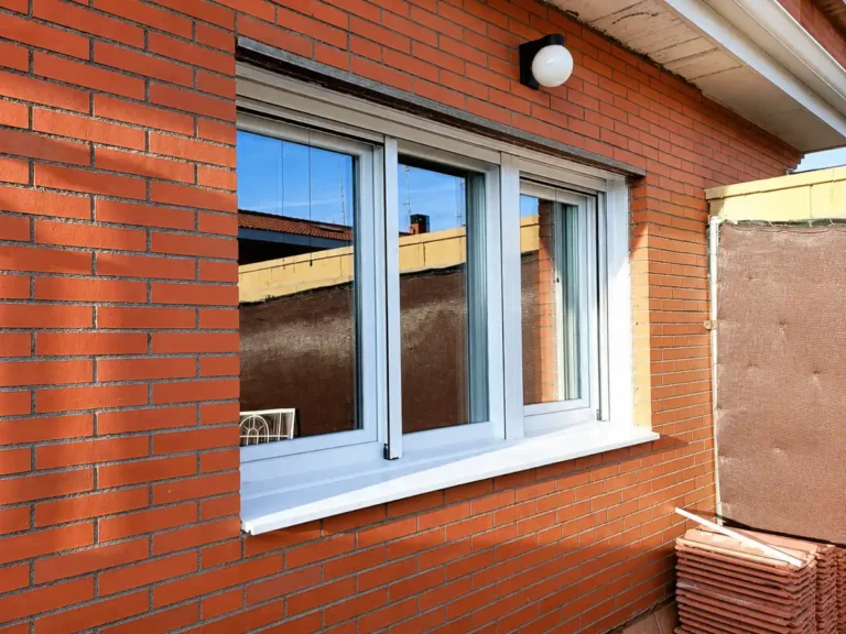 Doble acristalamiento para aislar una vivienda en verano