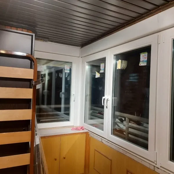 Cristal recién cambiado en ventana